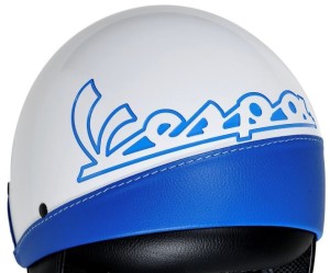 vespa-classic-helmet-rear