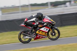 taz-taylor-mce-motostar-british-championship-johnny-wills-forward