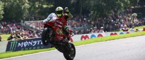 shane-shakey-byrne-be-wiser-ducati-action-shot-cadwell-park-august-2016